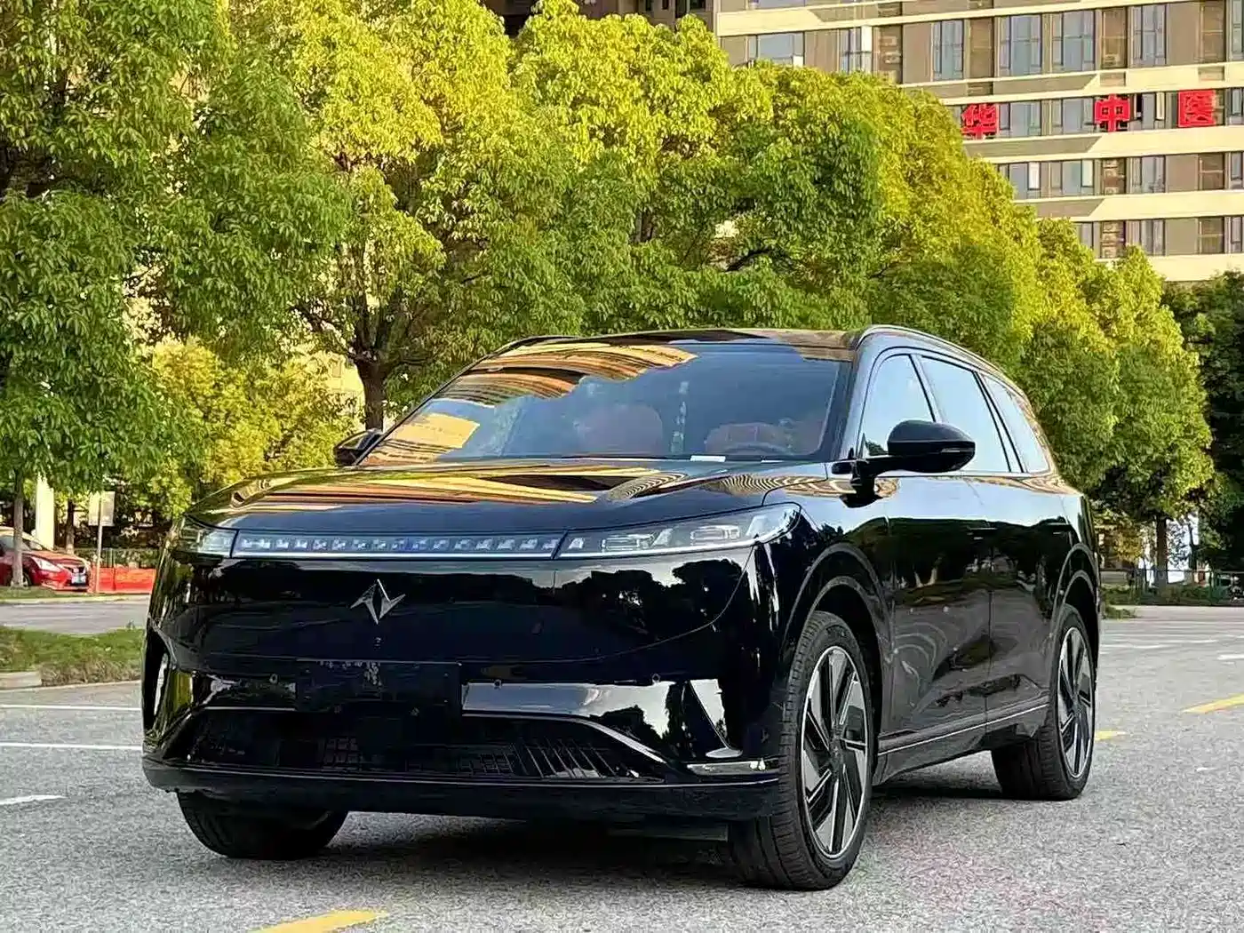 Dongfeng Yipai eπ008 2024 210Max Range Extender 6-Seater