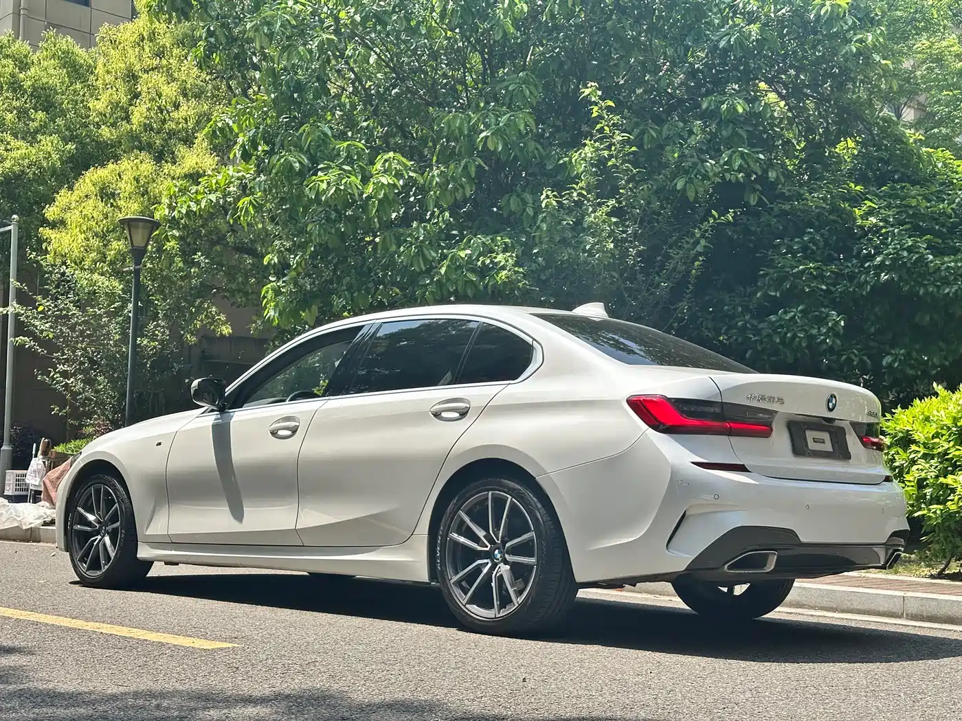 BMW 3 Series 2021 320Li M Sport Package фото 11