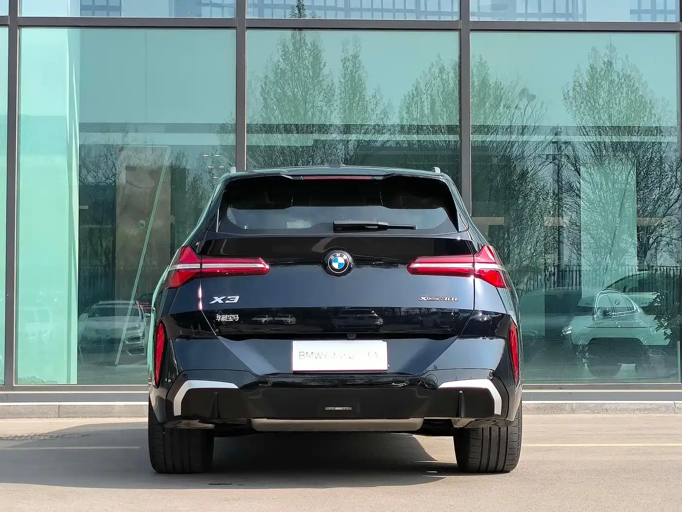 BMW X3 2025 xDrive30L Premium M Sport Package фото 9