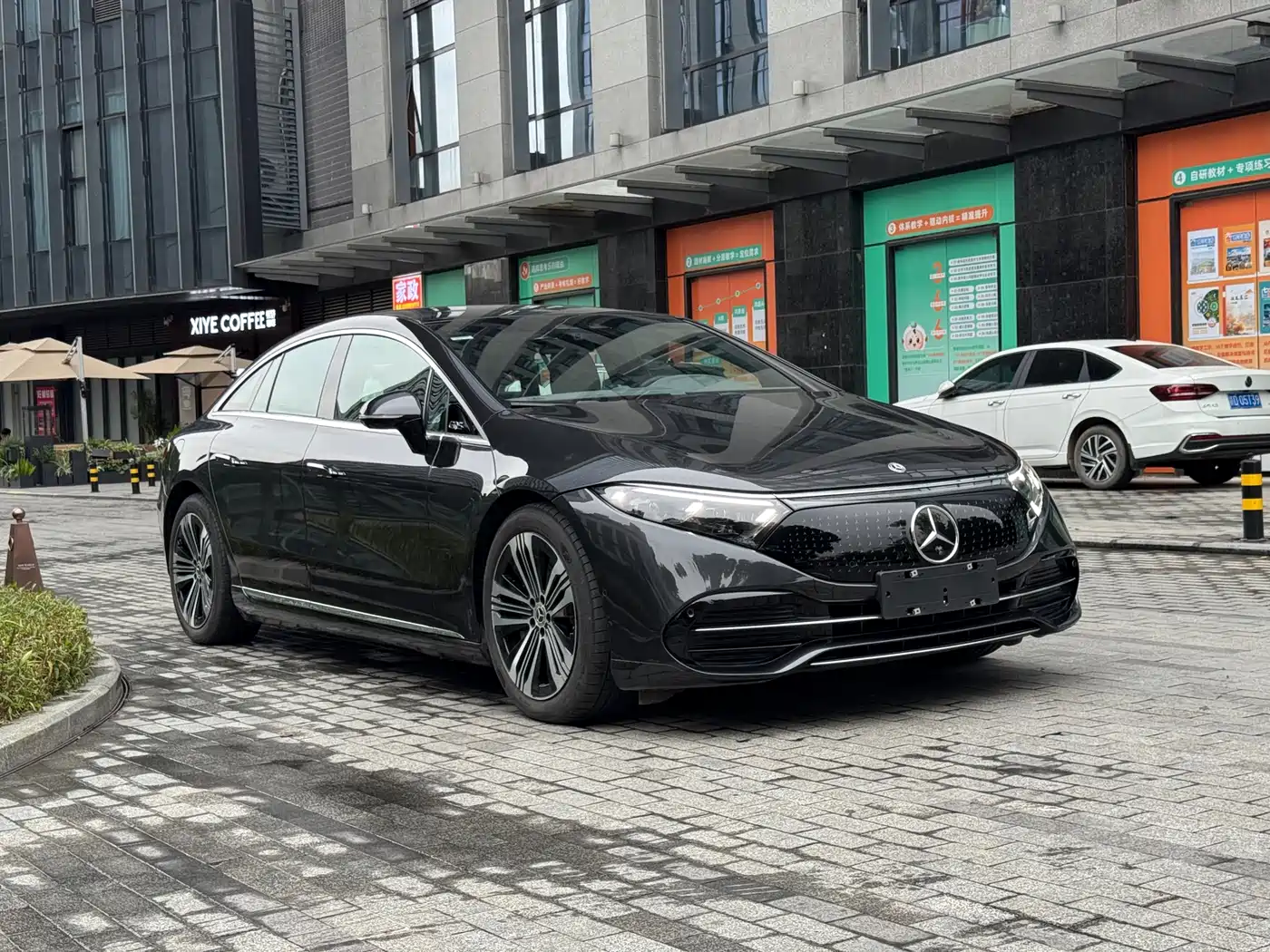 Mercedes-Benz EQS 2023 450+ Pioneer Edition фото 5