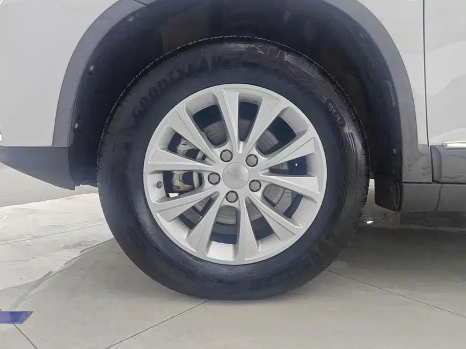 Фото 6 - Haval H6
