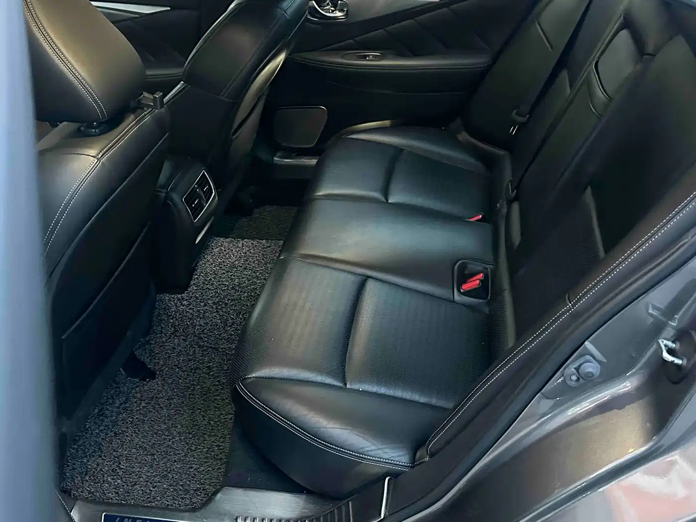 Infiniti Q50L 2015 2015 2.0T Sport