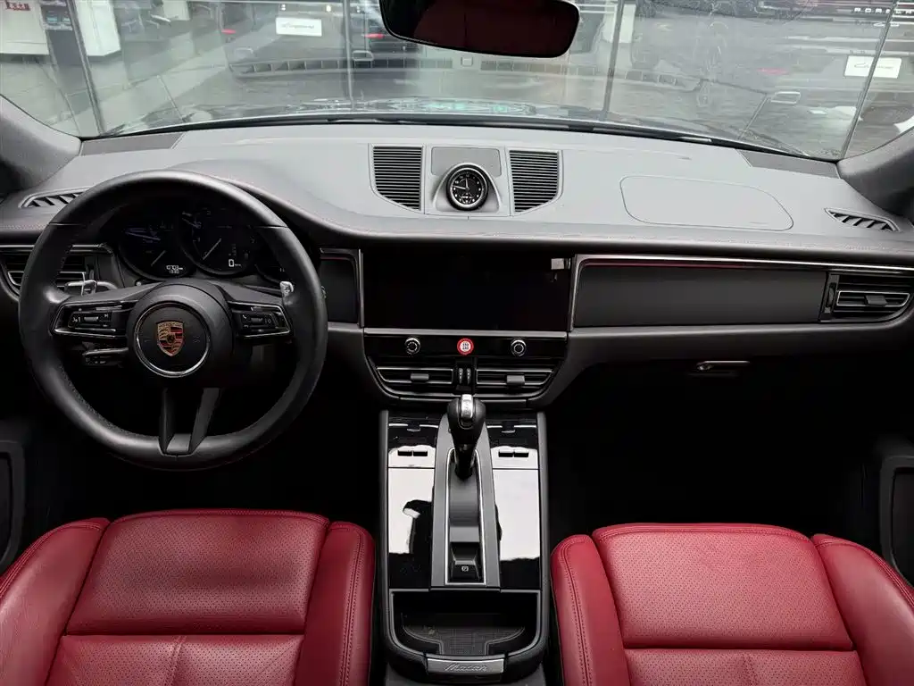 Porsche Macan 2024 Macan 2.0T фото 14