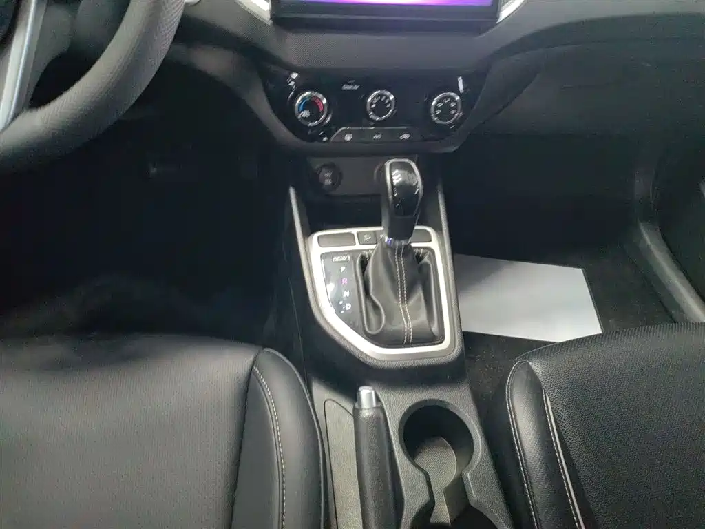 Hyundai Beijing Hyundai ix25 2017 1.6L Automatic Smart Edition фото 14