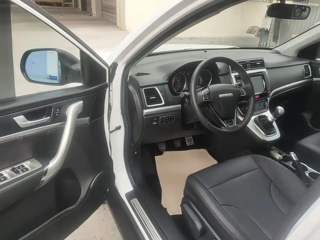 Фото 16 - Haval M6