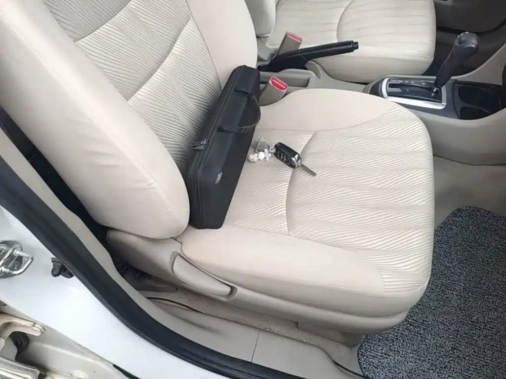 Everus S1 2016 2014 1.3L Automatic Comfort Edition