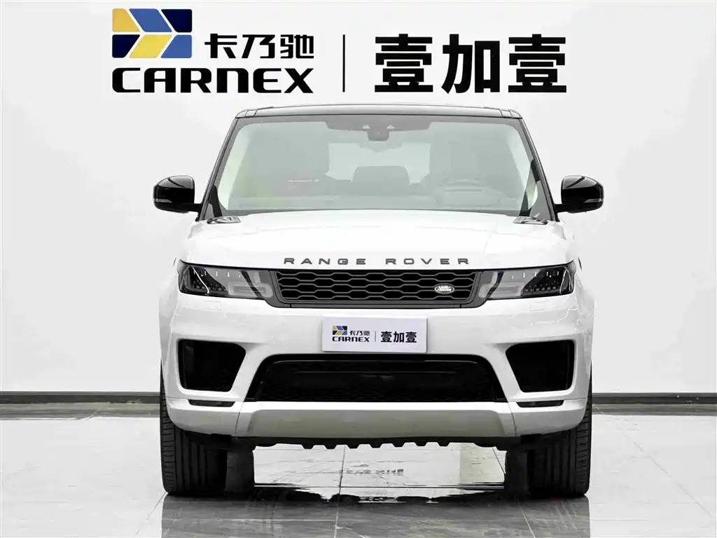Land Rover Range Rover Sport 2022 3.0 L6 Gloss Black Edition фото 2