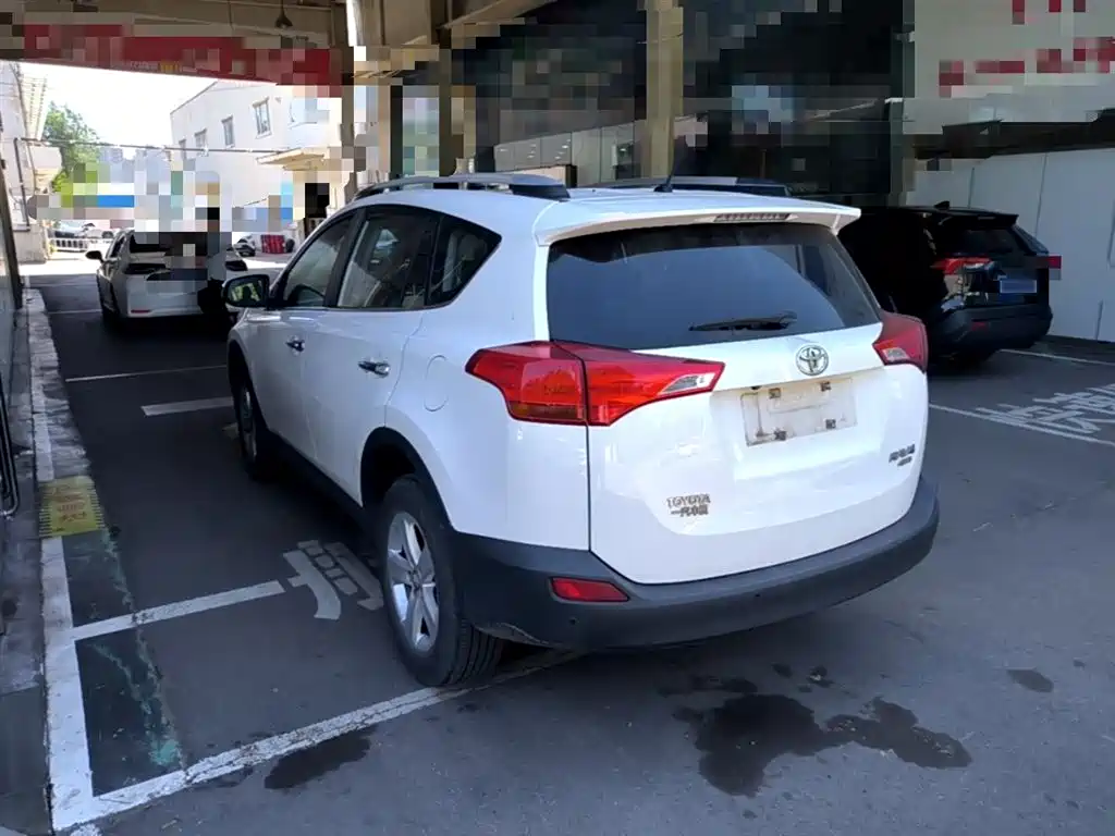 Toyota RAV4 Rongfang 2013 2.5L Auto 4WD Elite фото 5
