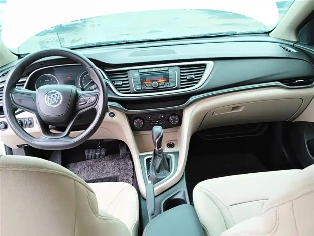 Buick Excelle 2018 15T DCT Progressive (China V) фото 6