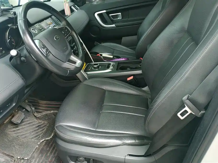 Land Rover Discovery Sport 2018 240PS SE Edition фото 9