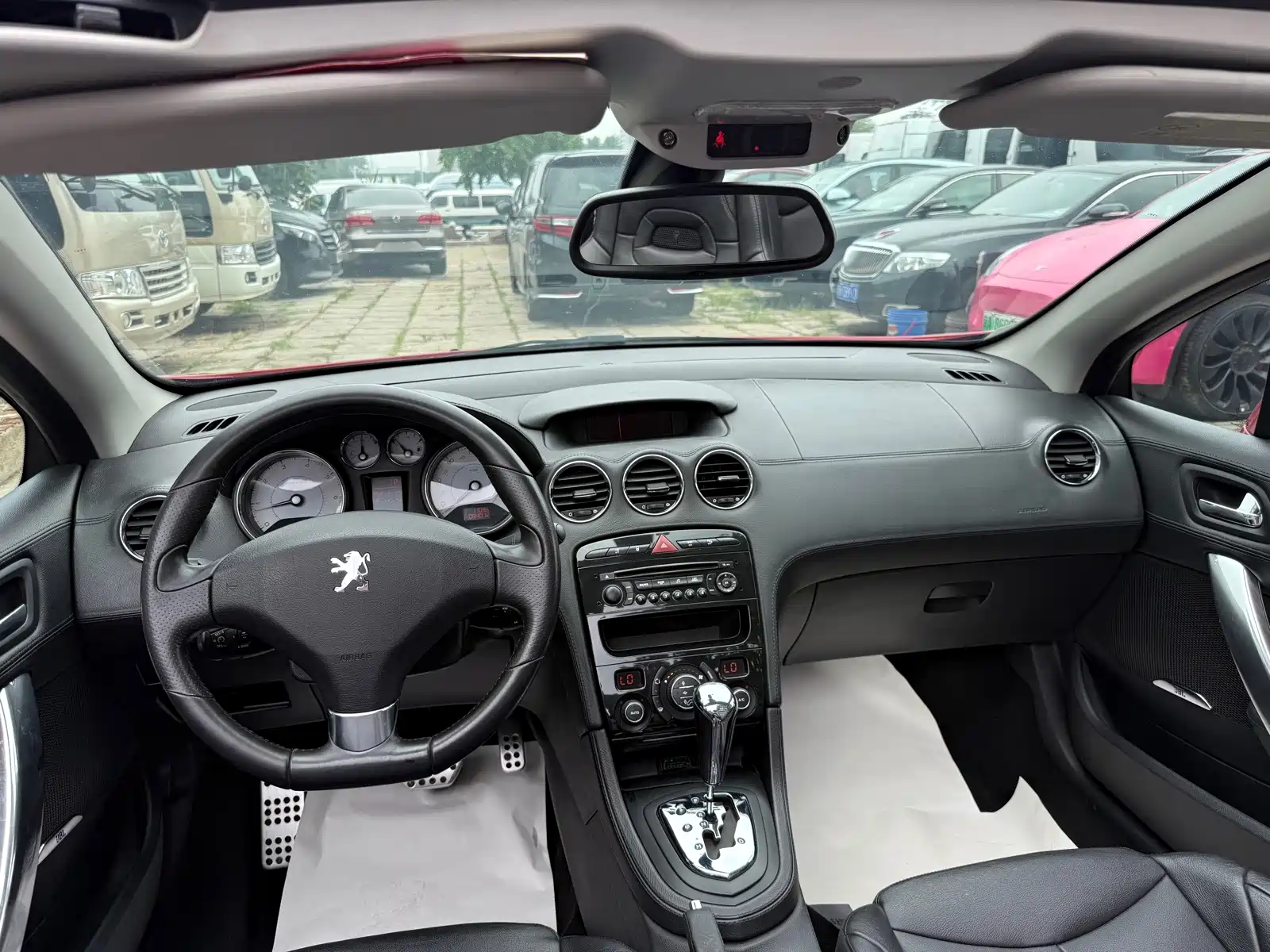 Фото 33 - Peugeot 308 (Import)