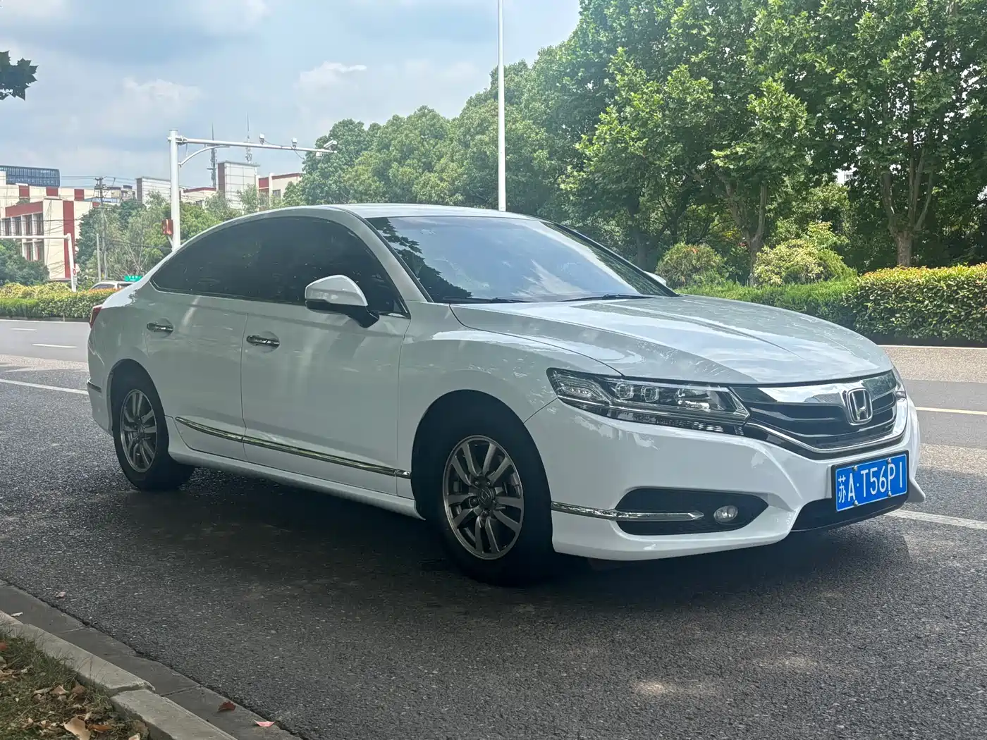 Honda Spirior 2016 2015 2.0L Premium Edition