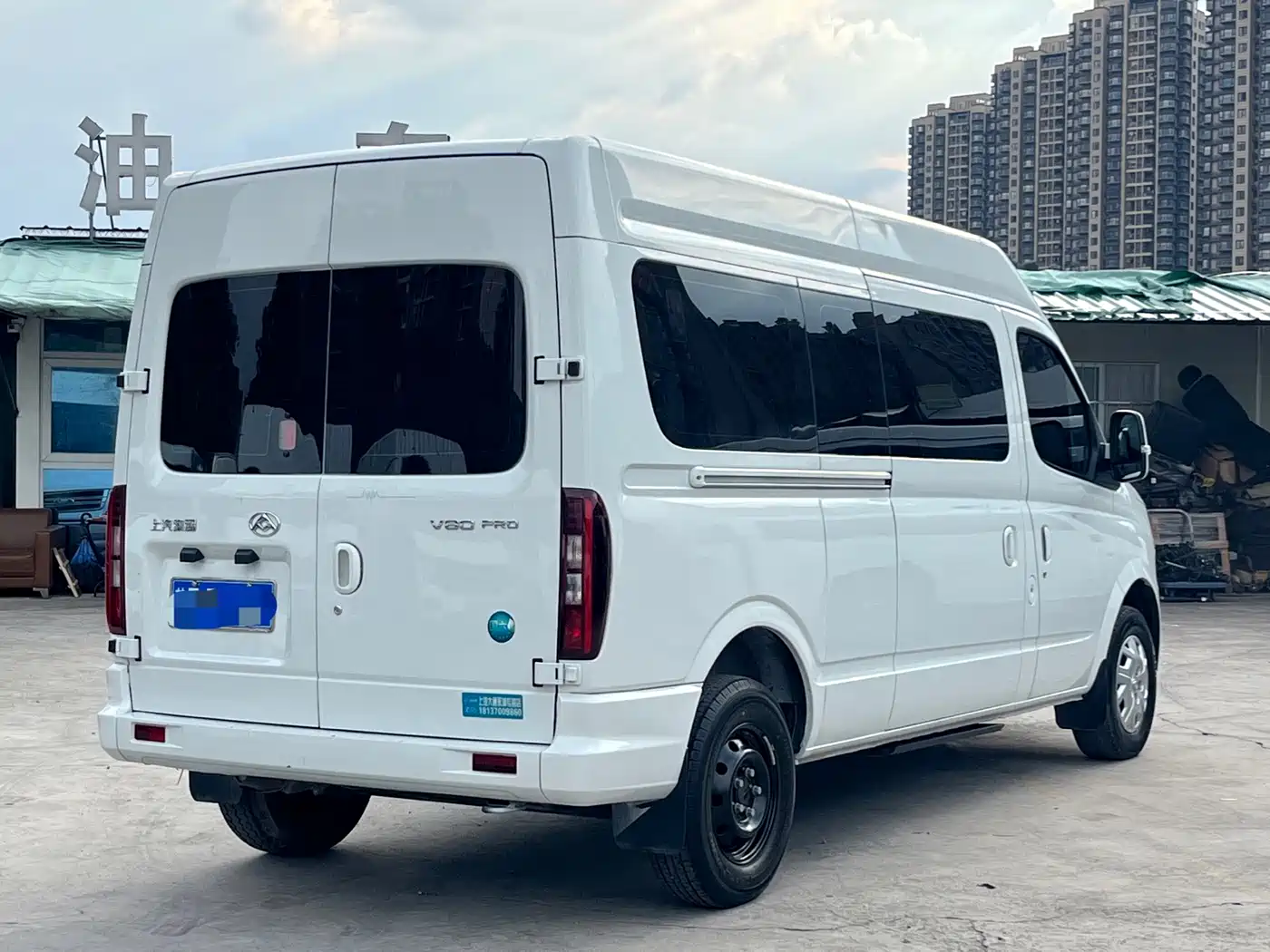 Maxus Xintu V80 2025 2025 PRO Business 6MT Long Wheelbase Medium Roof 9 Seats Four Rows Non-Operational