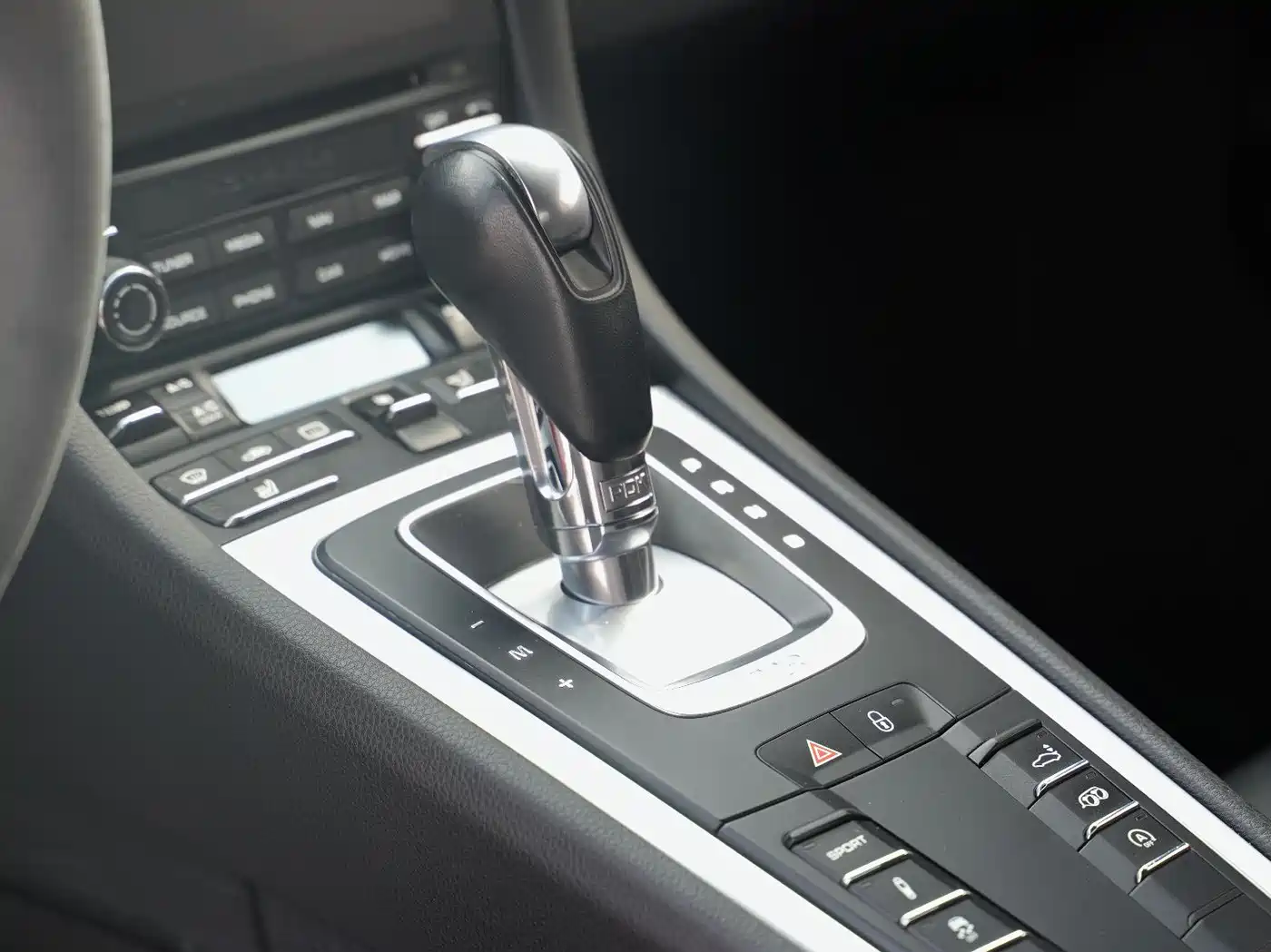 Porsche 718 2018 Cayman 2.0T фото 12