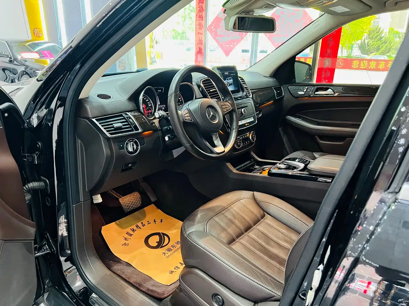 Mercedes-Benz GLS 2018 Facelift GLS 400 4MATIC Sport фото 4