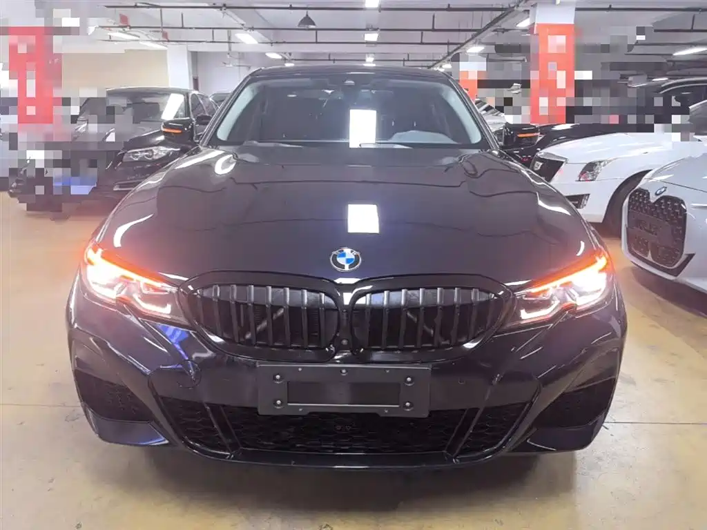 BMW 3 Series 2022 Facelift 325i M Sport Shadow Edition фото 3