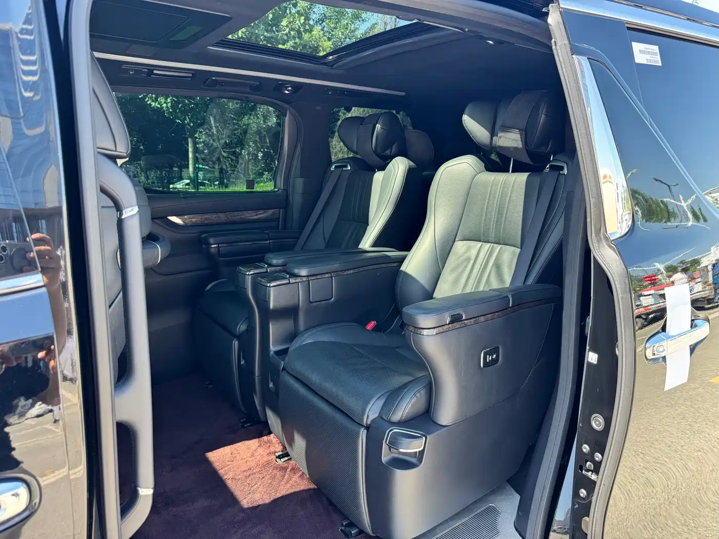 Toyota Vellfire 2023 Crown Hybrid 2.5L HV Ultimate фото 10