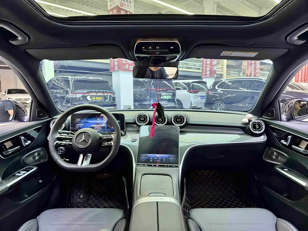 Mercedes-Benz C-Class 2024 Second Facelift C 260 L Night Edition Sport фото 9
