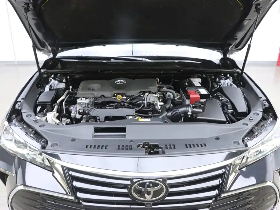 Toyota Avalon 2021 2.5L Touring Noble SPORT Edition фото 29