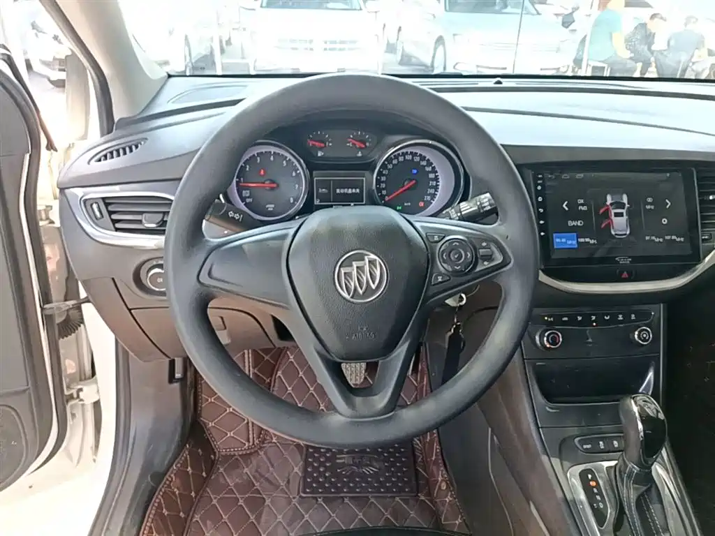 Buick Verano 2019 Hatchback 15S Automatic Progressive фото 11