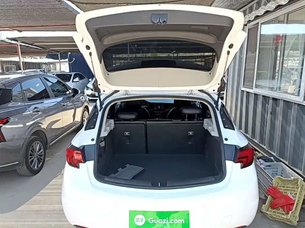 Buick Verano 2019 Hatchback 15S Automatic Progressive фото 19