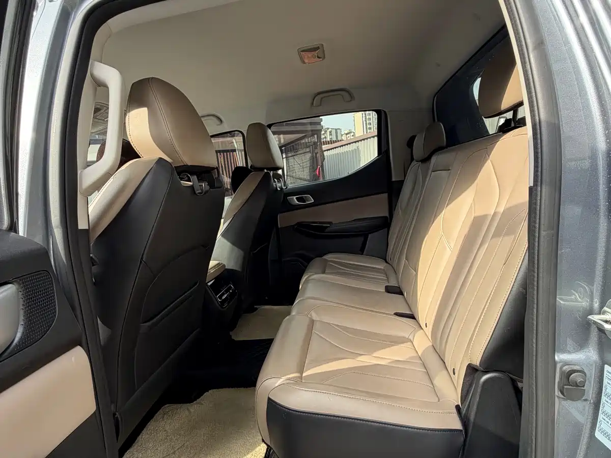 Changan Hunter 2024 Knight Edition Pilot Dual-Motor 4WD Standard Box фото 8