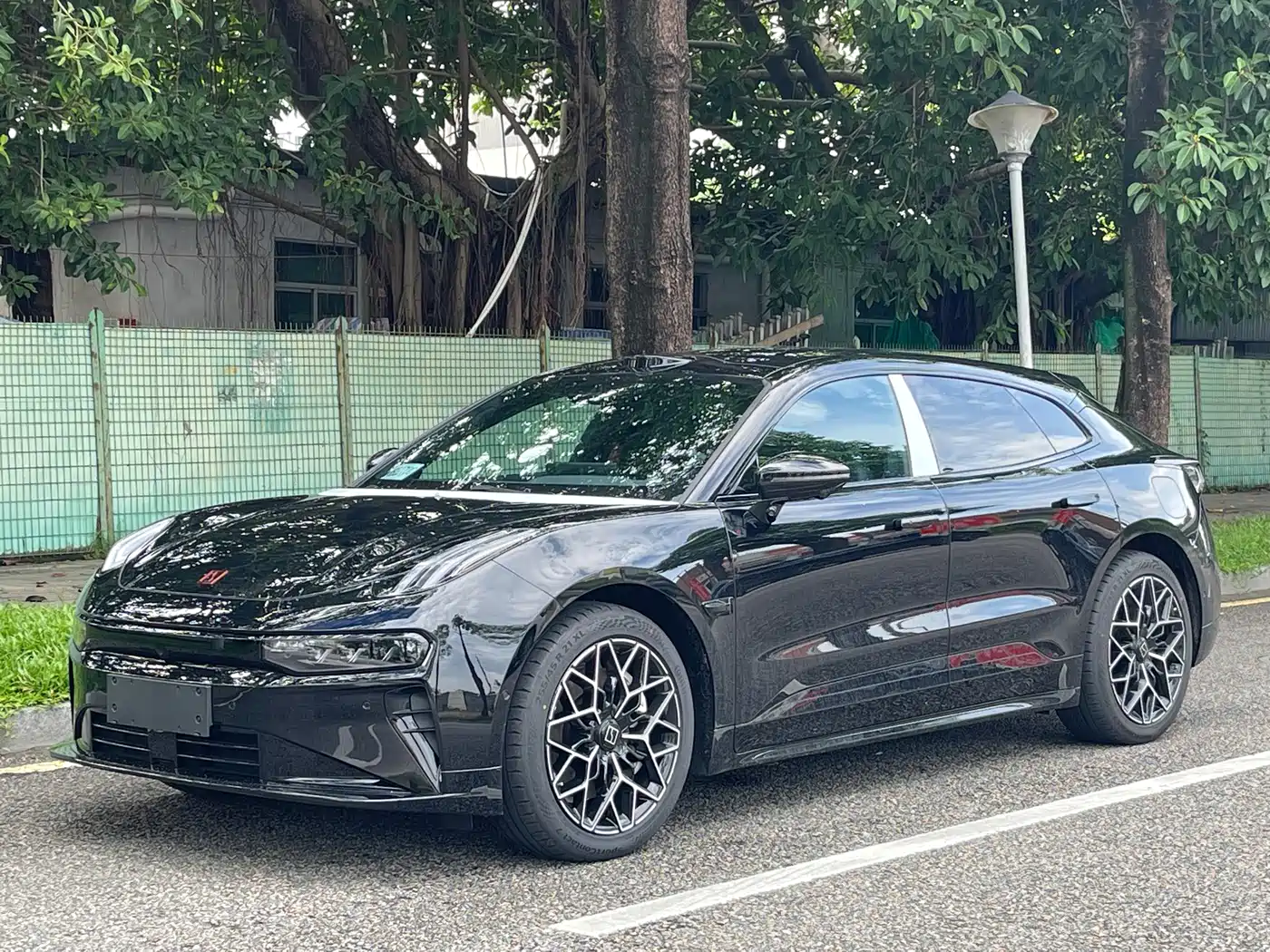 2026 ZEEKR 001