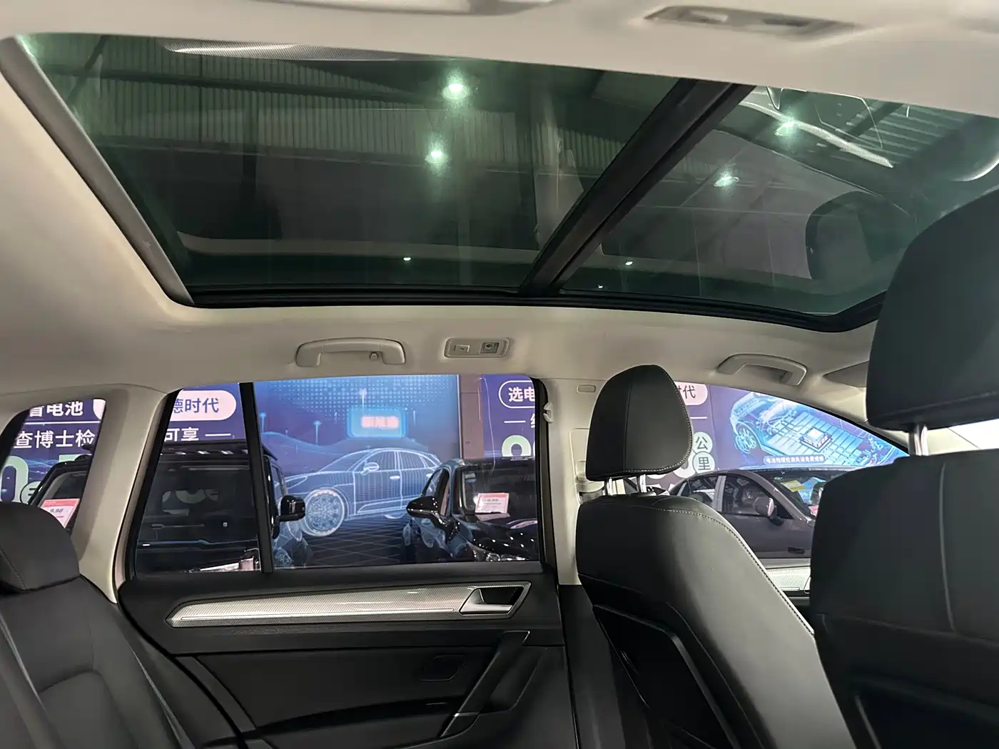 Volkswagen Golf Sportsvan 2019 280TSI Automatic Guardian Edition China V фото 7