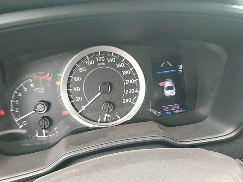 Toyota Levin 2021 185T CVT Luxury Edition фото 4