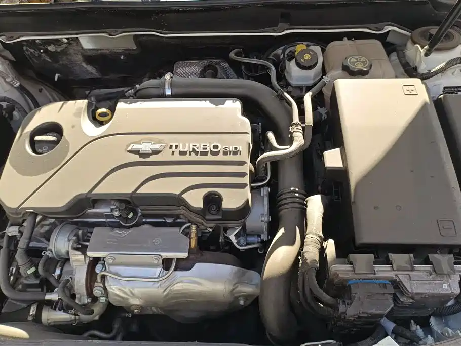 Chevrolet Malibu 2018 530T Automatic Luxury Edition фото 10