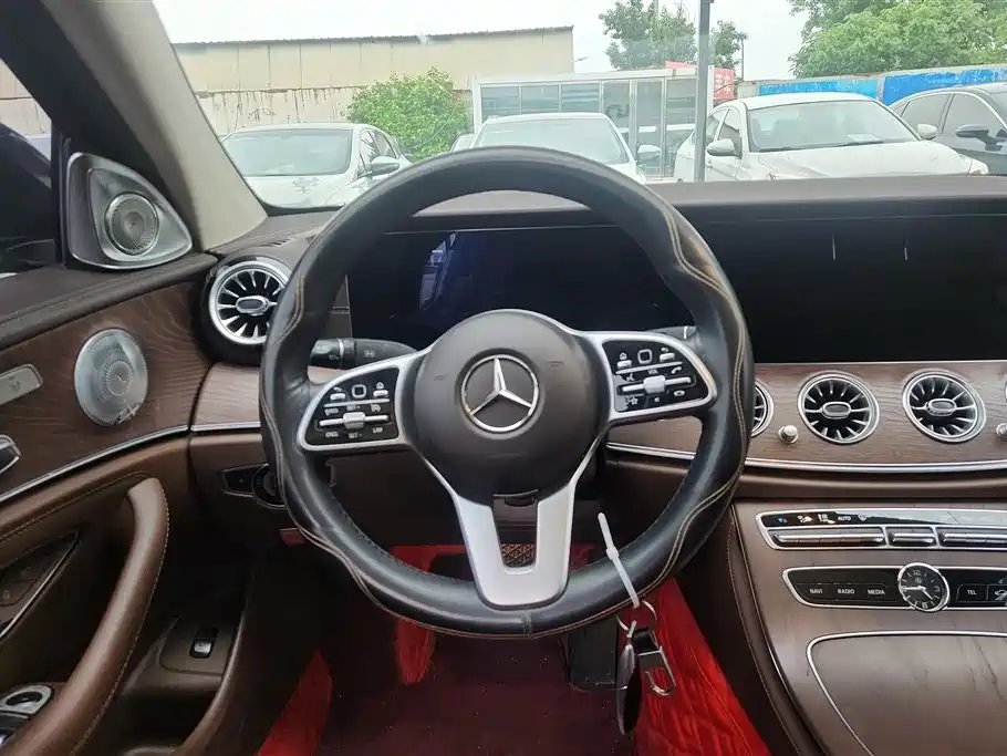 Mercedes-Benz E-Class 2020 Facelift E 260 L фото 15