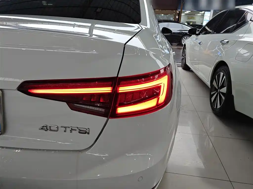 Audi A4L 2018 30th Anniversary 30 TFSI Progressive фото 8