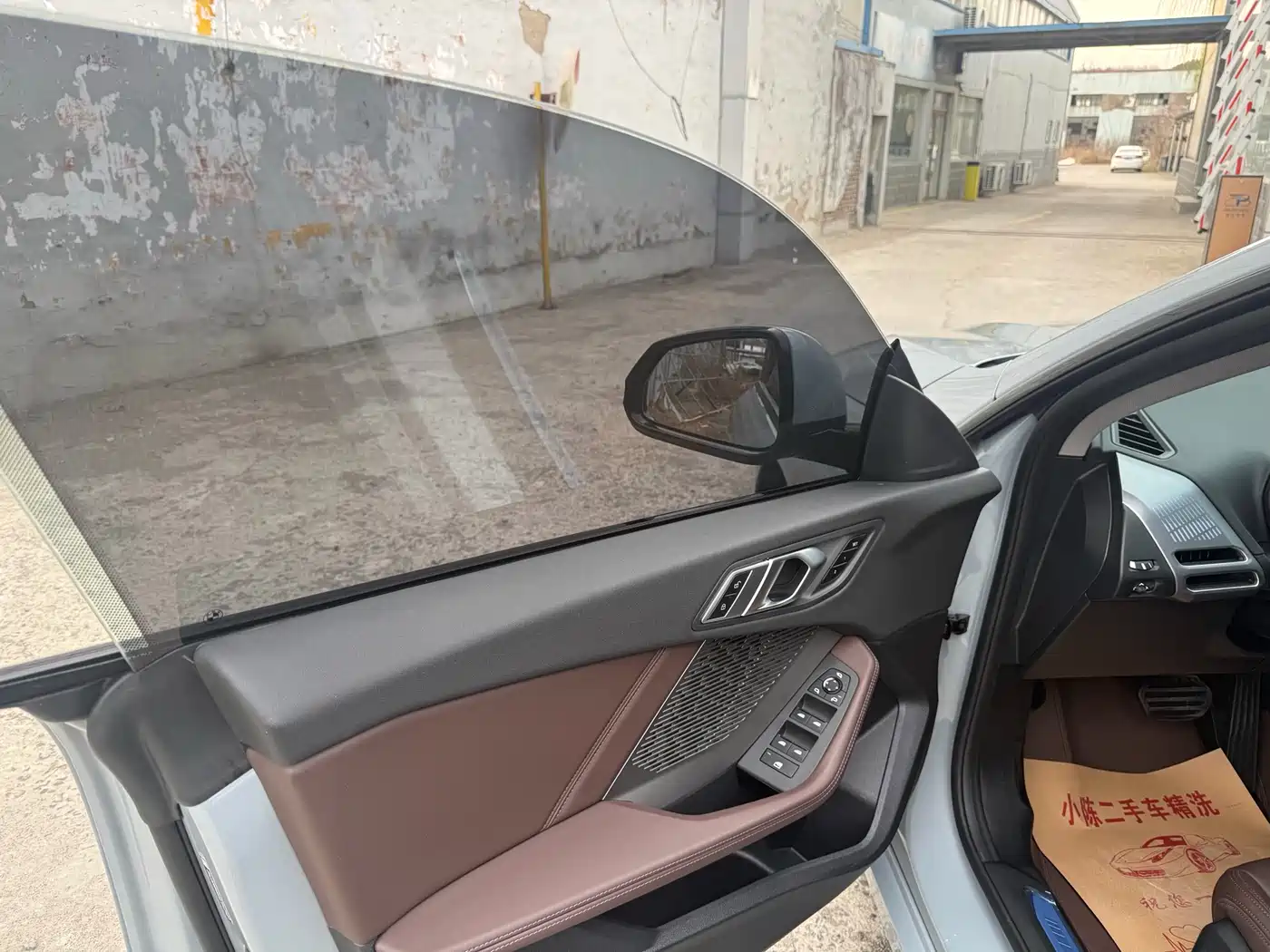 BMW 2 Series 2025 225L M Sport Package фото 10