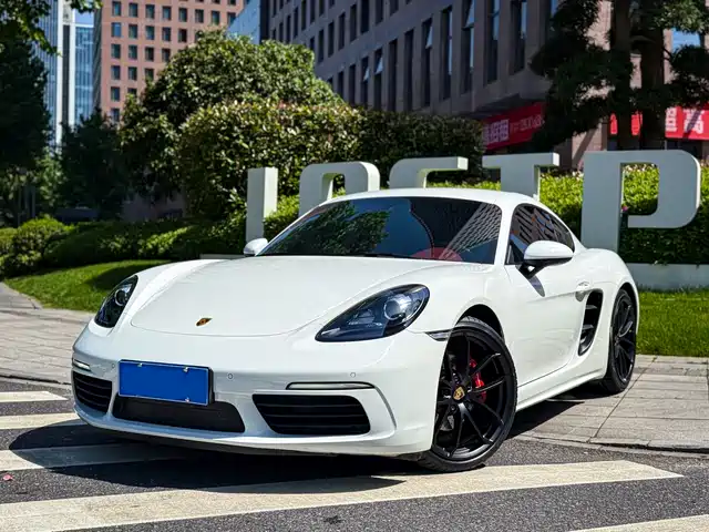 Porsche 718 2020 Cayman 2.0T