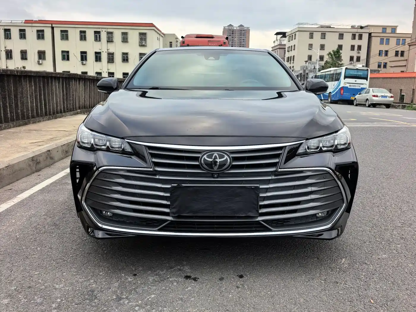 Toyota Avalon 2019 2.0L XLE Premium Edition (China VI) фото 2