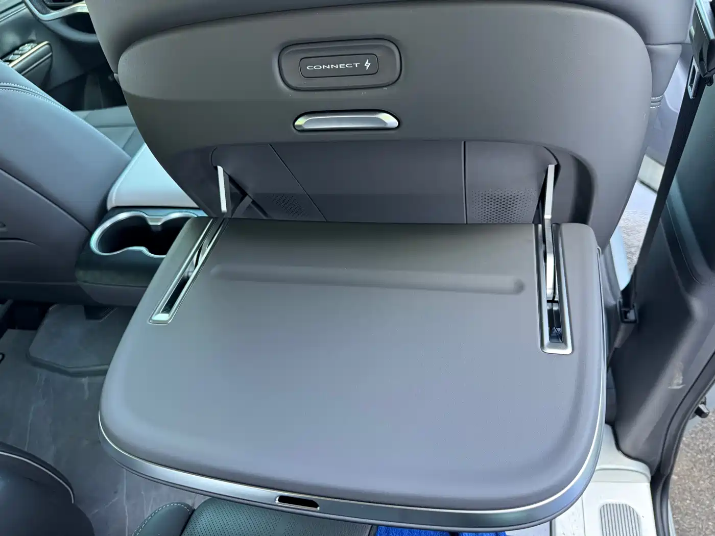 Buick GL8 2026 Luzun Premium Edition фото 24