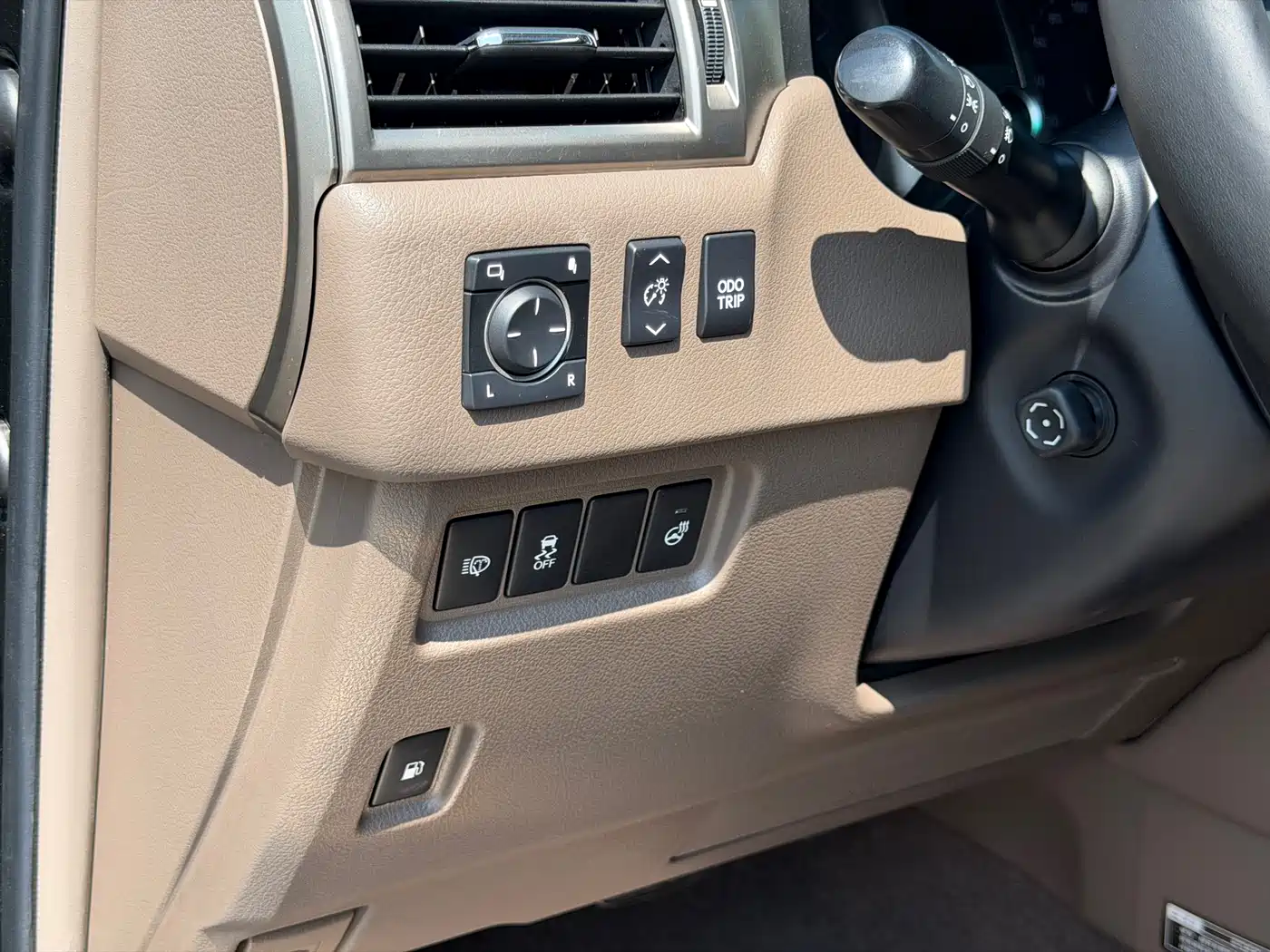 Lexus GX 2012 400 фото 28