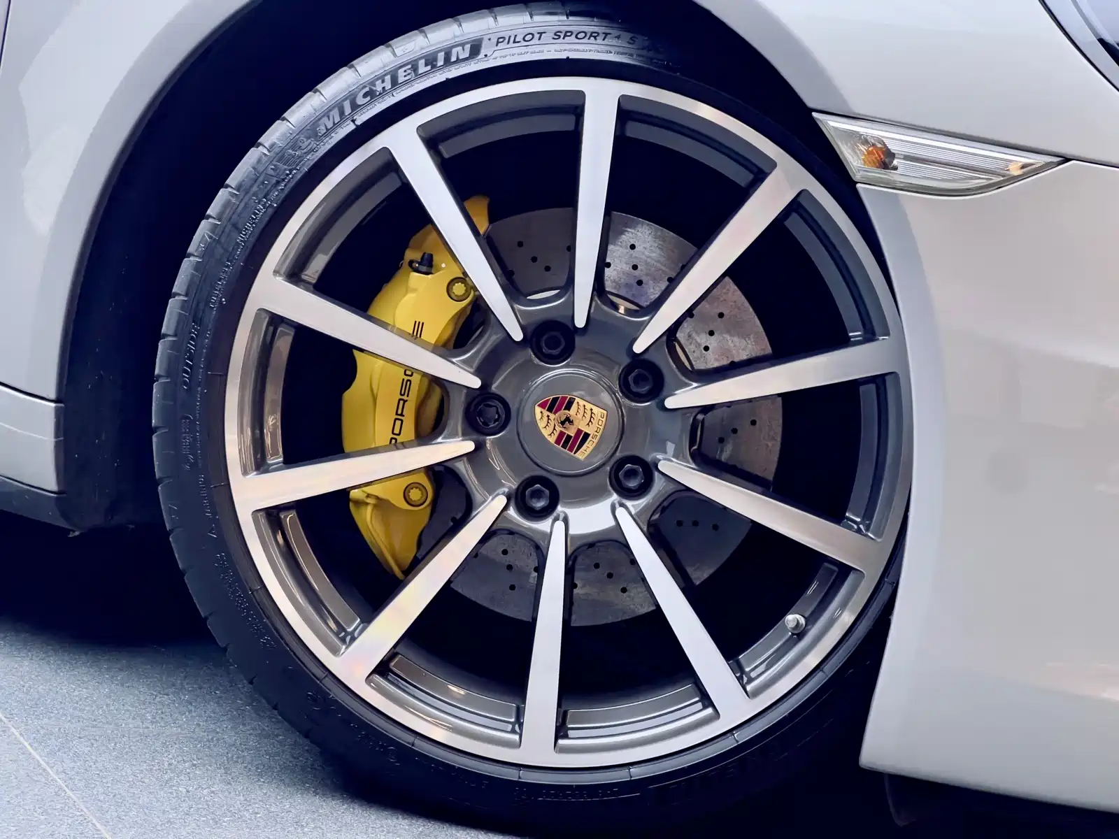 Фото 9 - Porsche 911