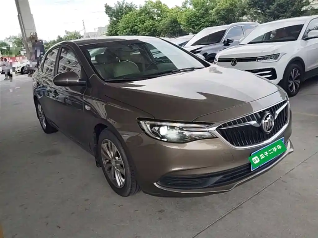 Buick Excelle 2019 15T DCT Connected Elite Type China VI фото 4