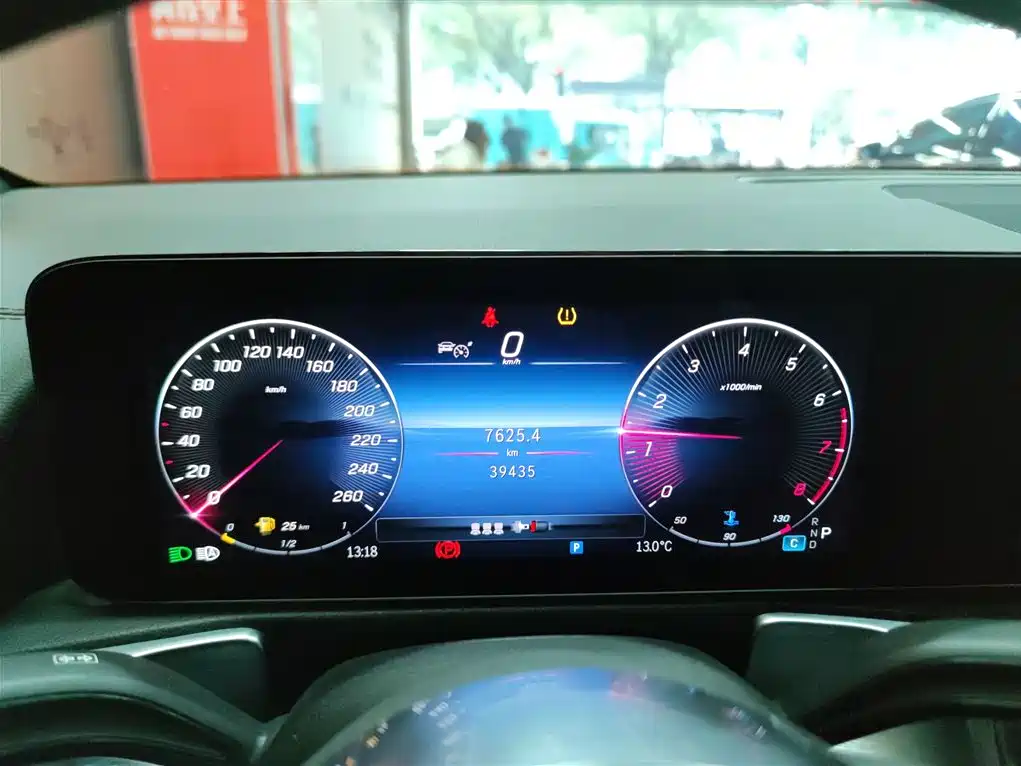 Mercedes-Benz GLB 2024 GLB 200 Dynamic фото 8