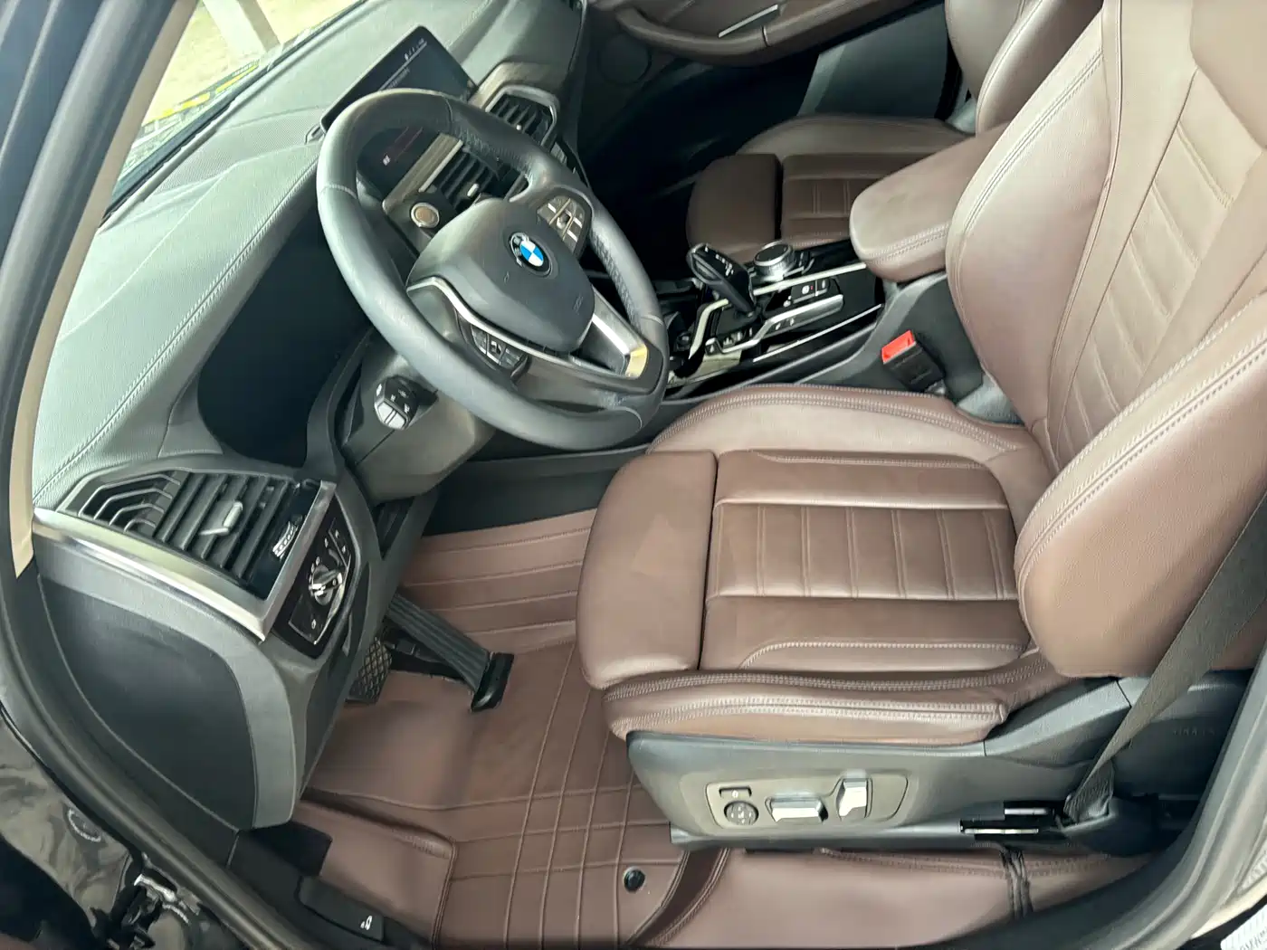 BMW X3 2021 xDrive28i Luxury Package фото 4