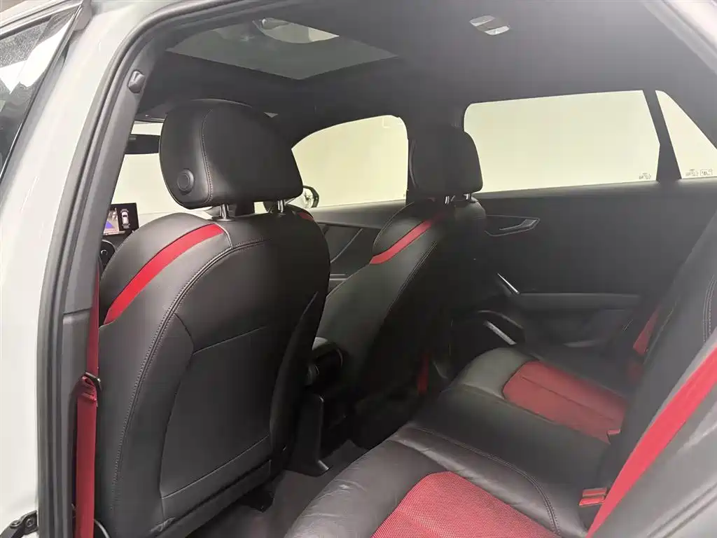 Audi Q2L 2020 35 TFSI Fashion Elegance Model фото 13