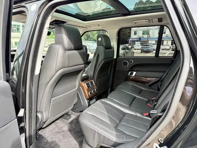 Land Rover Range Rover 2017 3.0 SC V6 Vogue — фото 5
