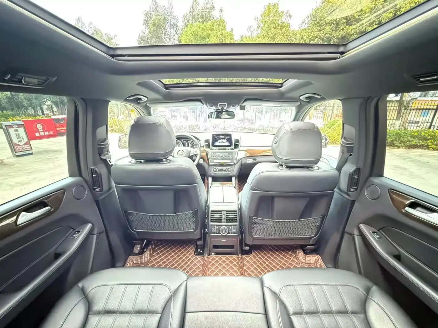 Mercedes-Benz GLS 2018 Facelift GLS 400 4MATIC Sport фото 33