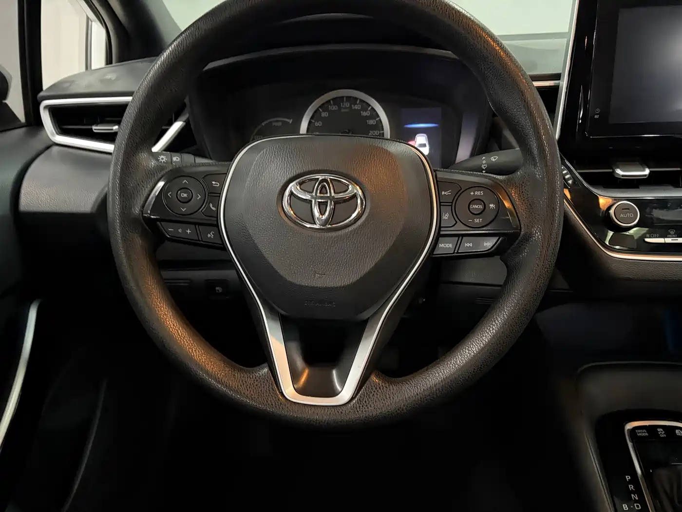 Toyota Levin 2022 Dual Engine 1.8H E-CVT Luxury Edition фото 15