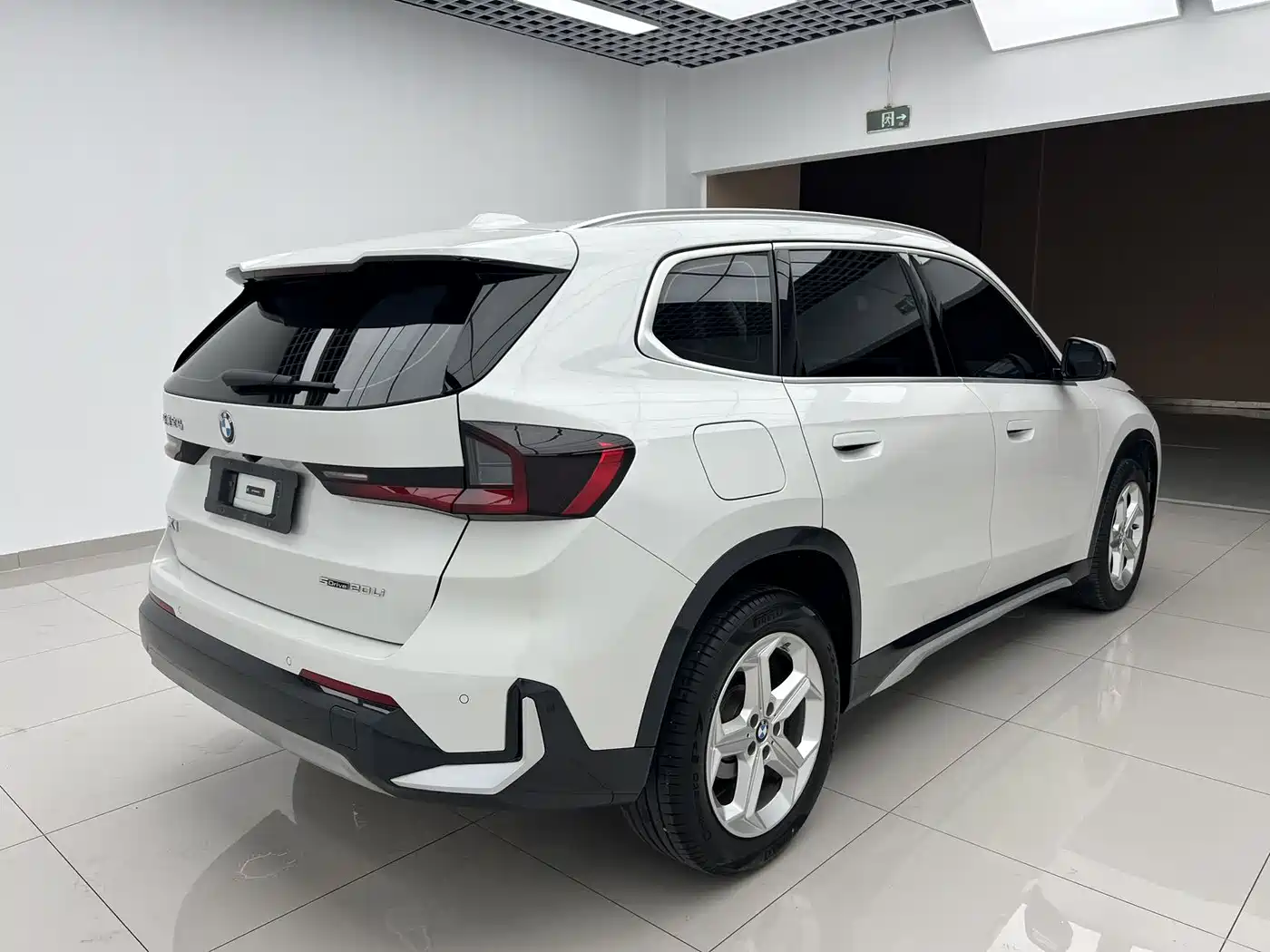 BMW X1 2023 sDrive20Li X Design Package фото 6