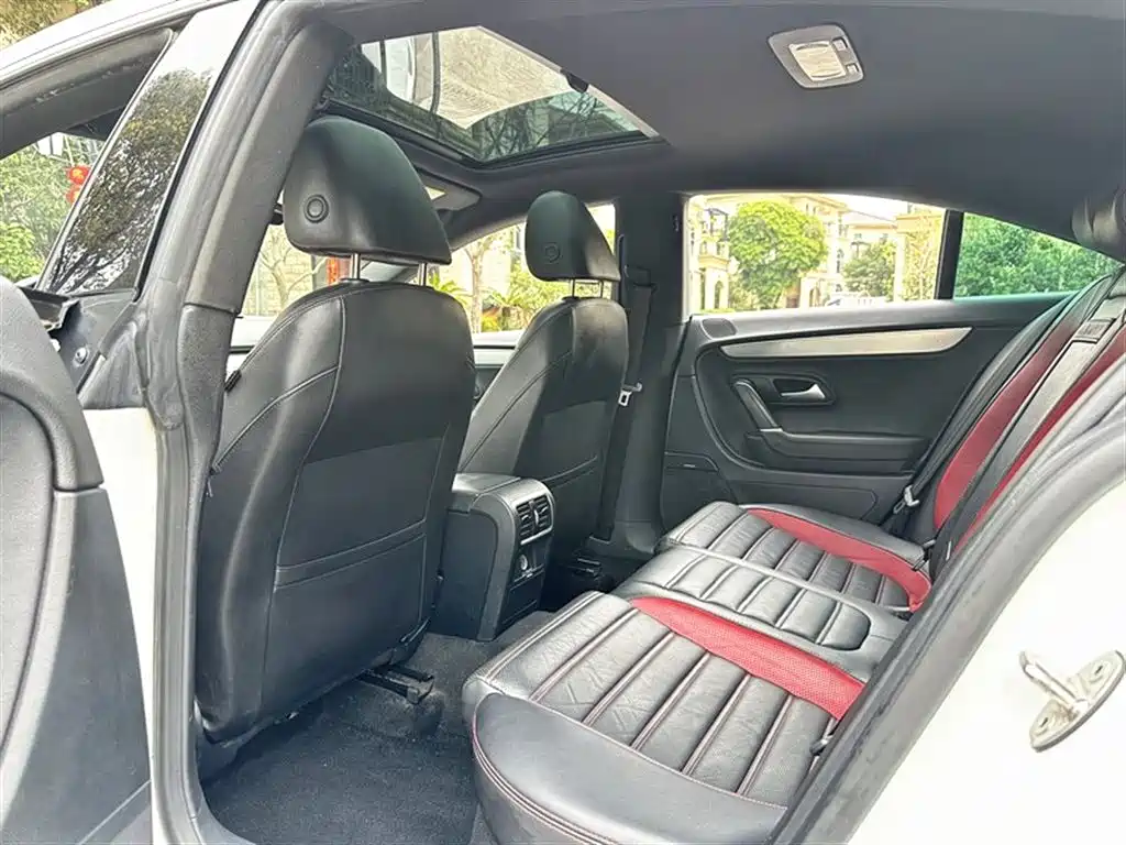 Volkswagen FAW-Volkswagen CC 2018 1.8TSI Luxury фото 12