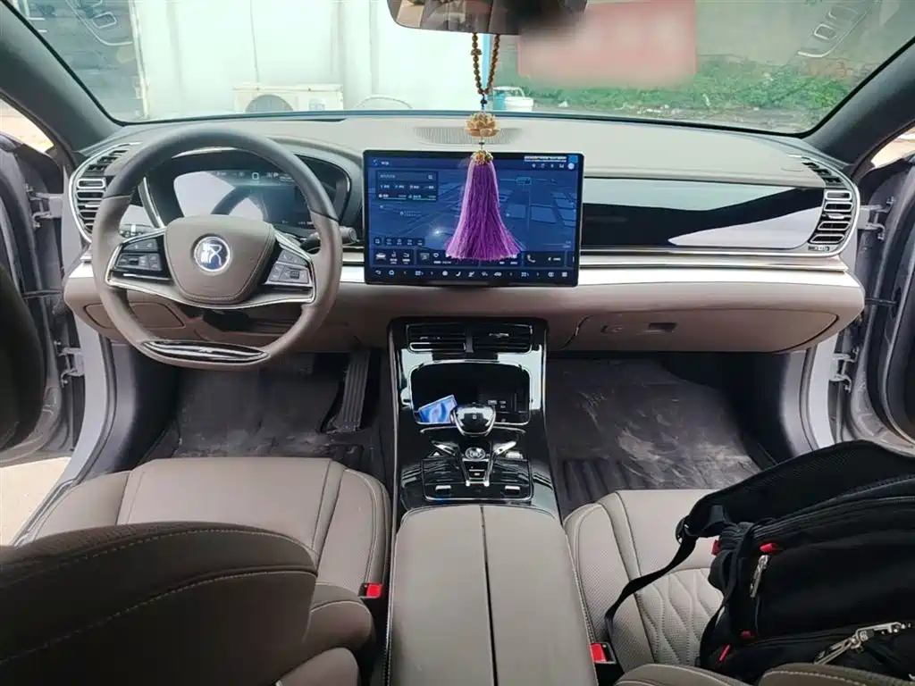 BYD Han 2025 Model EV 605KM Premium Version фото 10