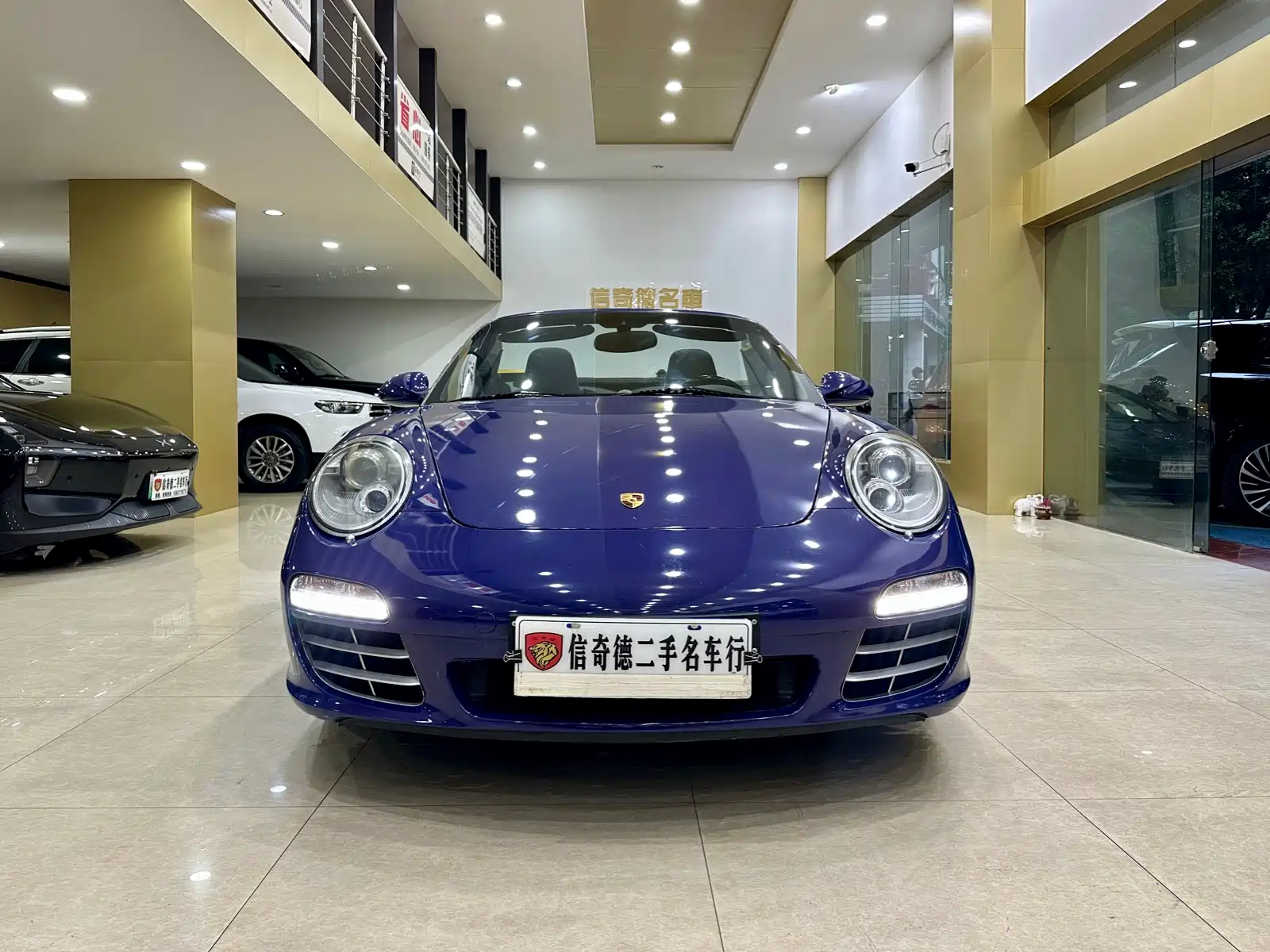 صورة 7 - Porsche 911