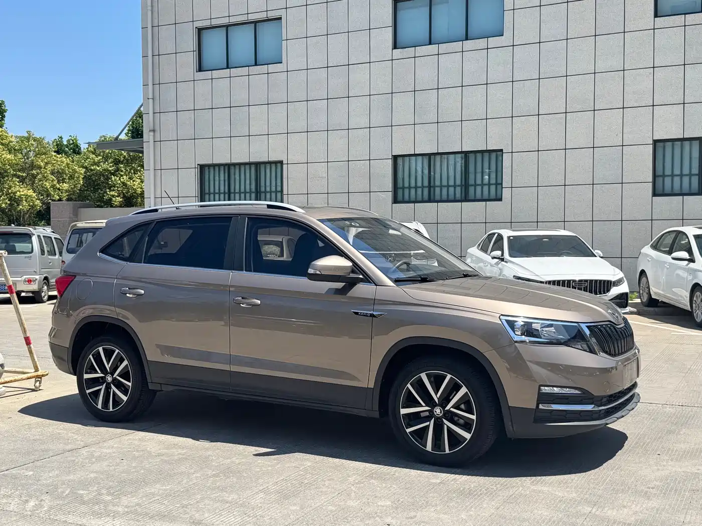 Škoda Kamiq 2022 1.5L Automatic Comfort Edition фото 3